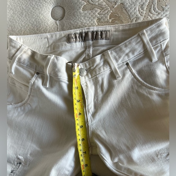 Guess Low-rise Jeans off-white - Picture 9 of 9